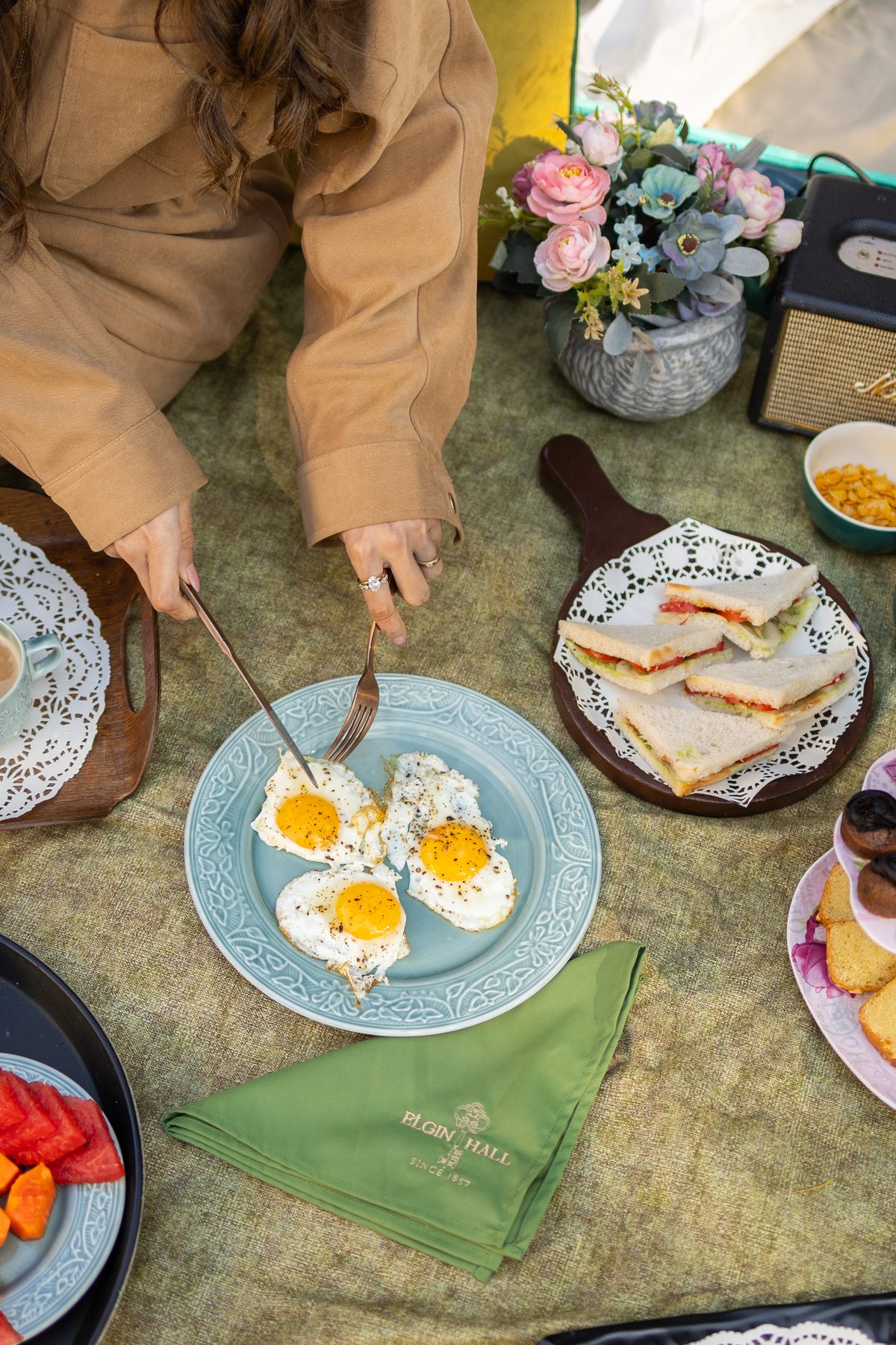 Breakfast On The Verandah at Elgin Hall