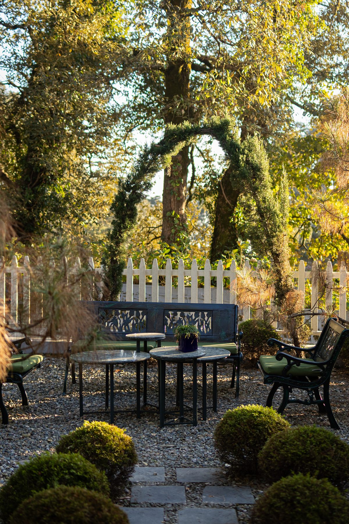 The Grounds, Unhurried at Elgin Hall