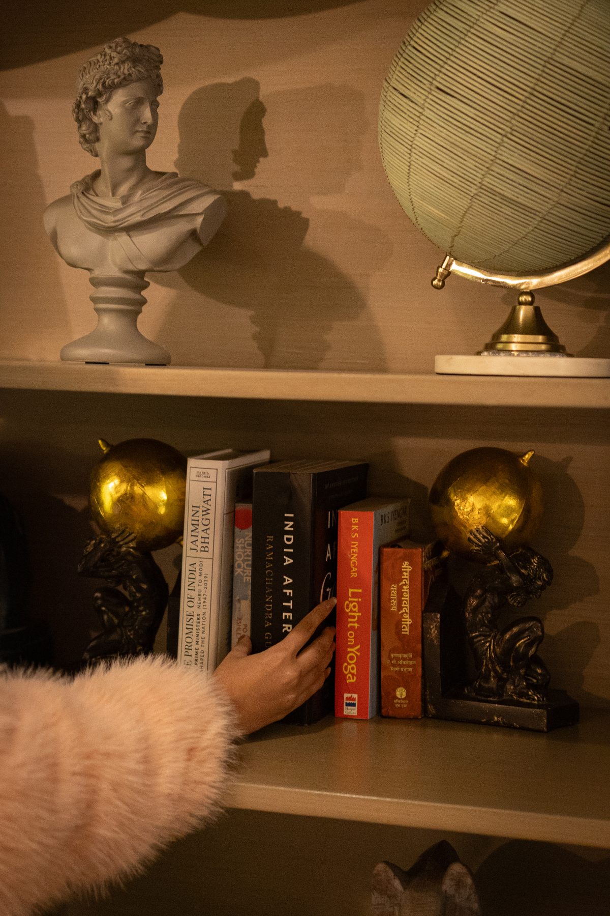 Globes and busts